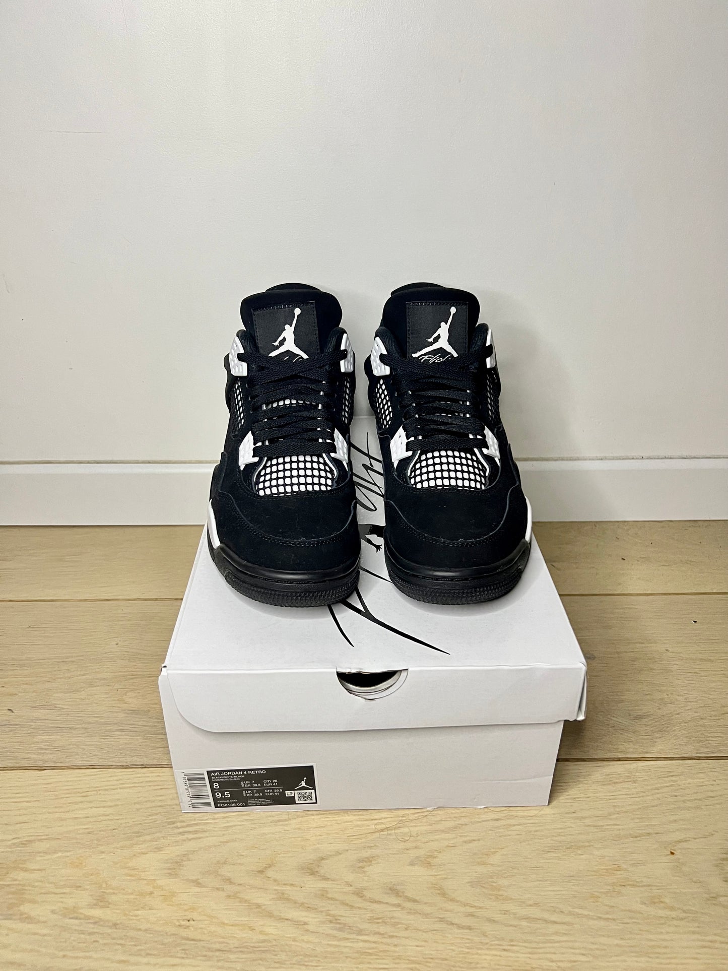 JORDAN 4 WHITE THUNDER