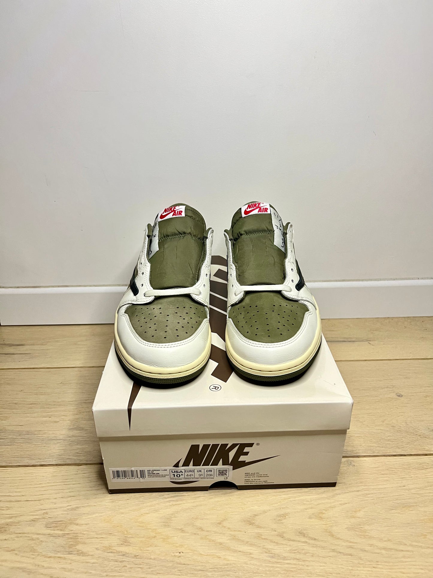 JORDAN 1 LOW TRAVIS SCOTT MEDIUM OLIVE