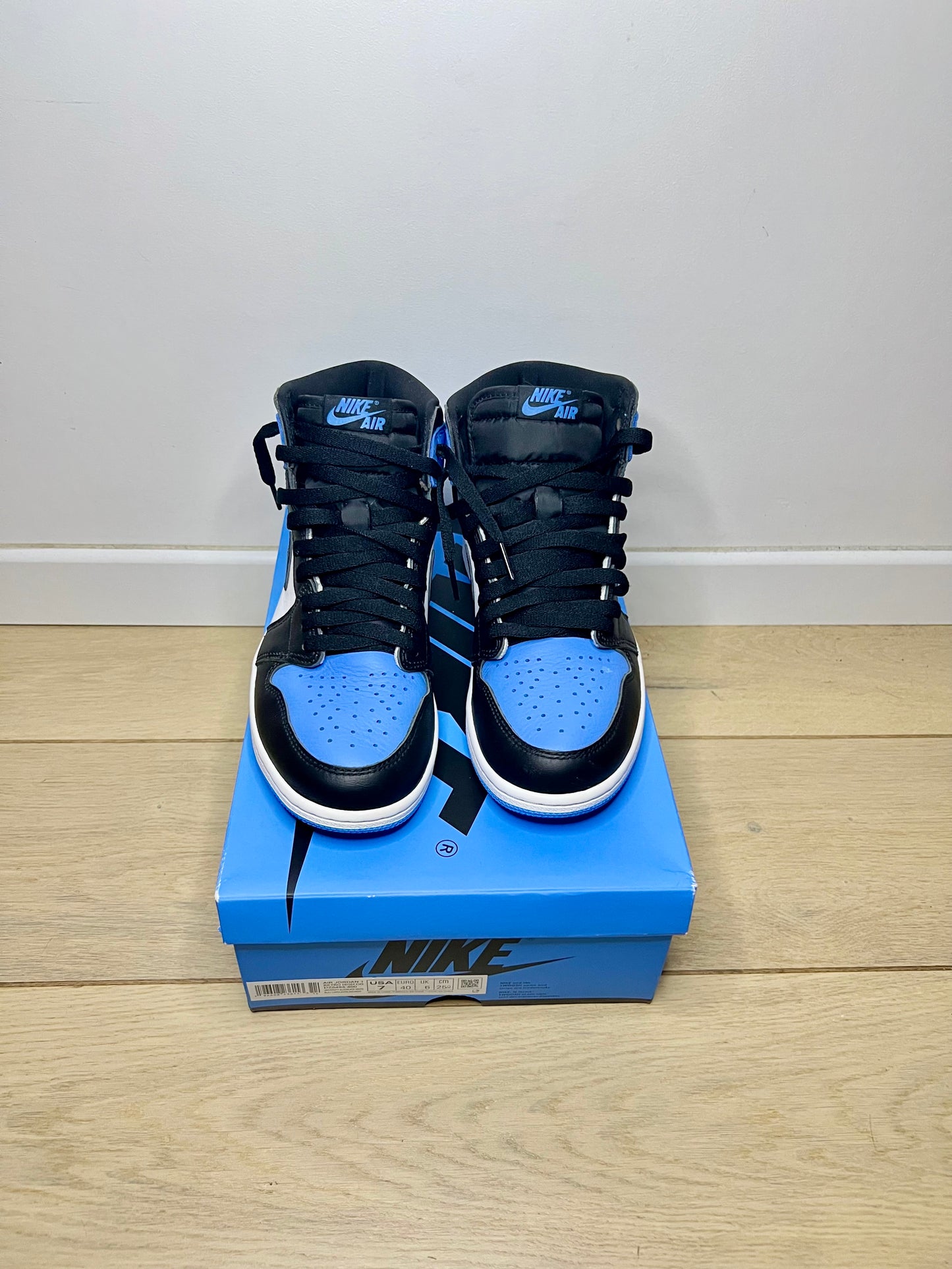 JORDAN 1 HIGH UNC