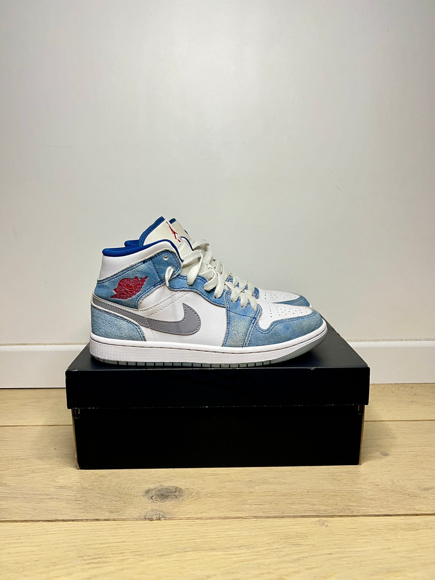 JORDAN 1 MID FRENCH BLUE
