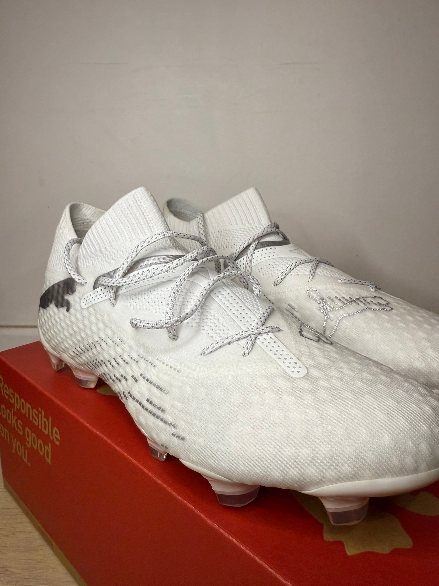 PUMA FUTURE 7 ULTIMATE FG/AG WHITE PACKS