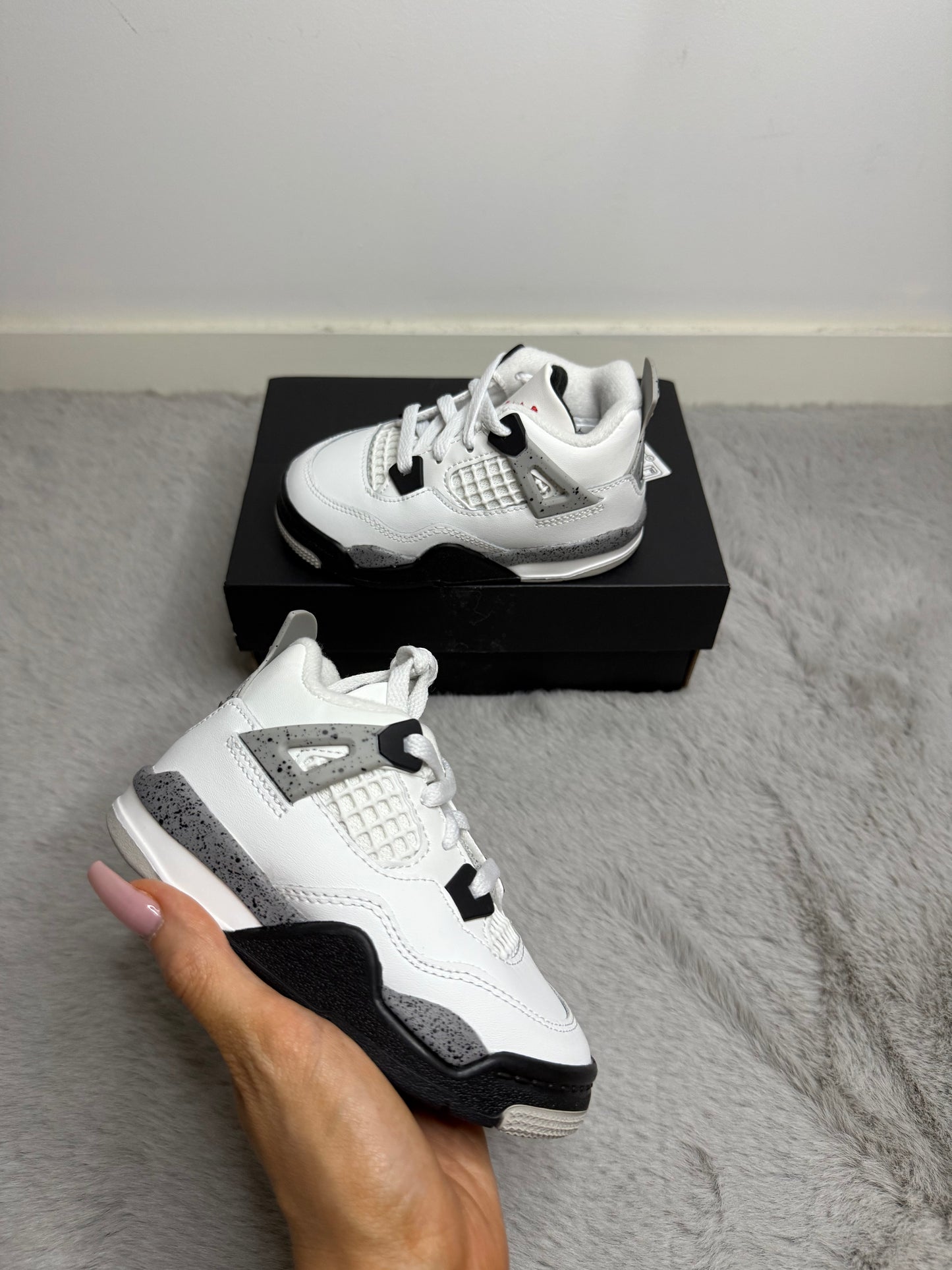 Jordan 4 white cement