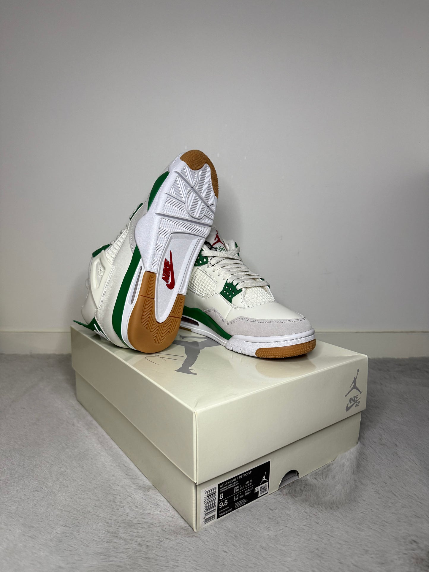 jordan 4 SB pine green