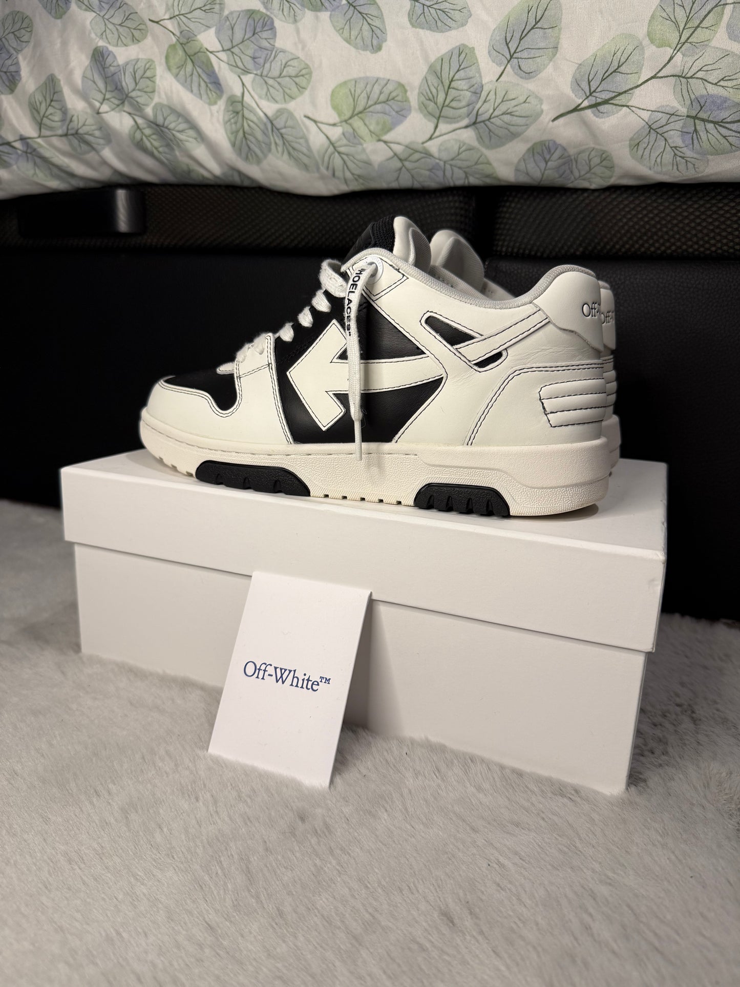 Off White out off office