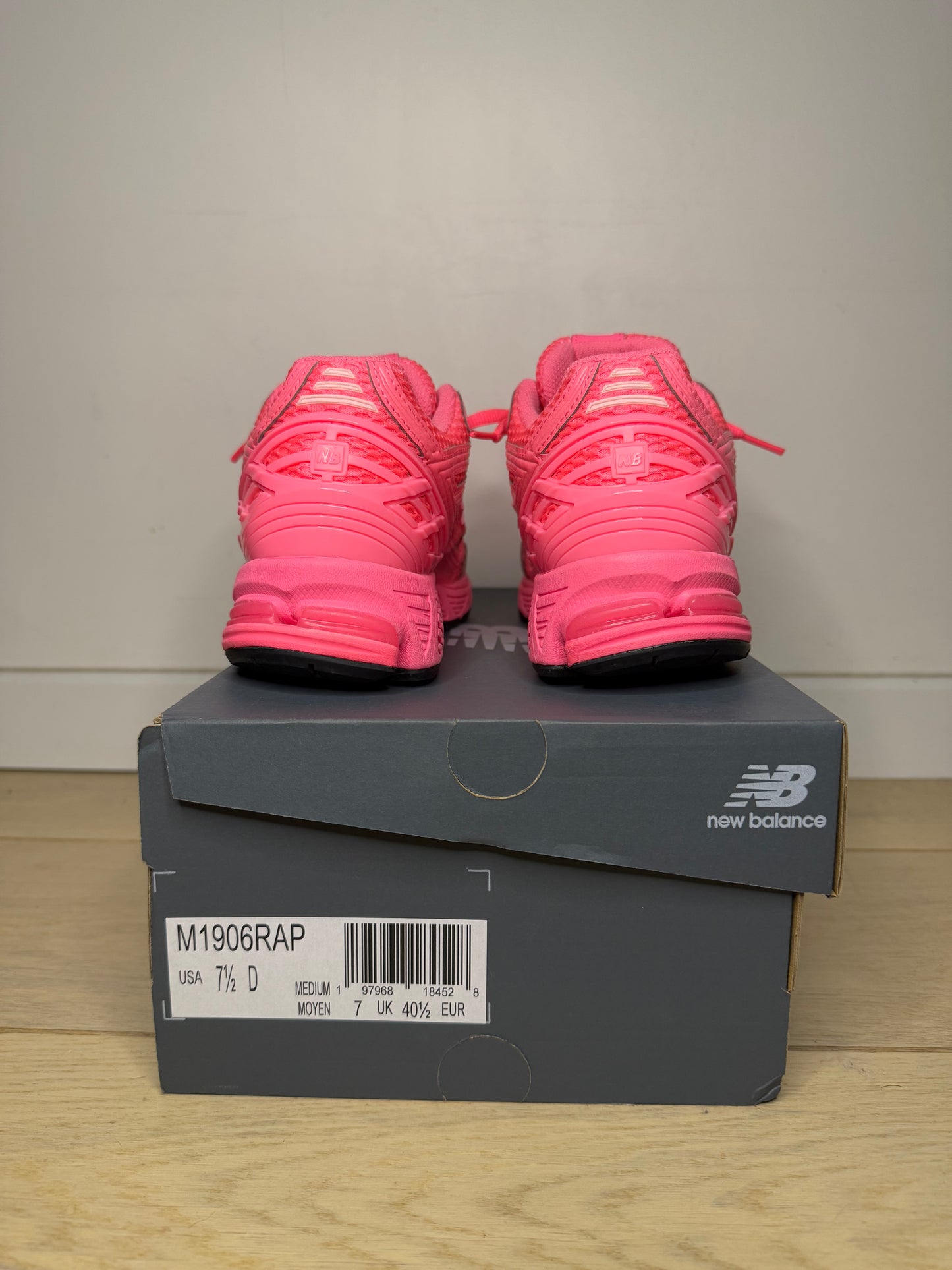 New balance 1906r