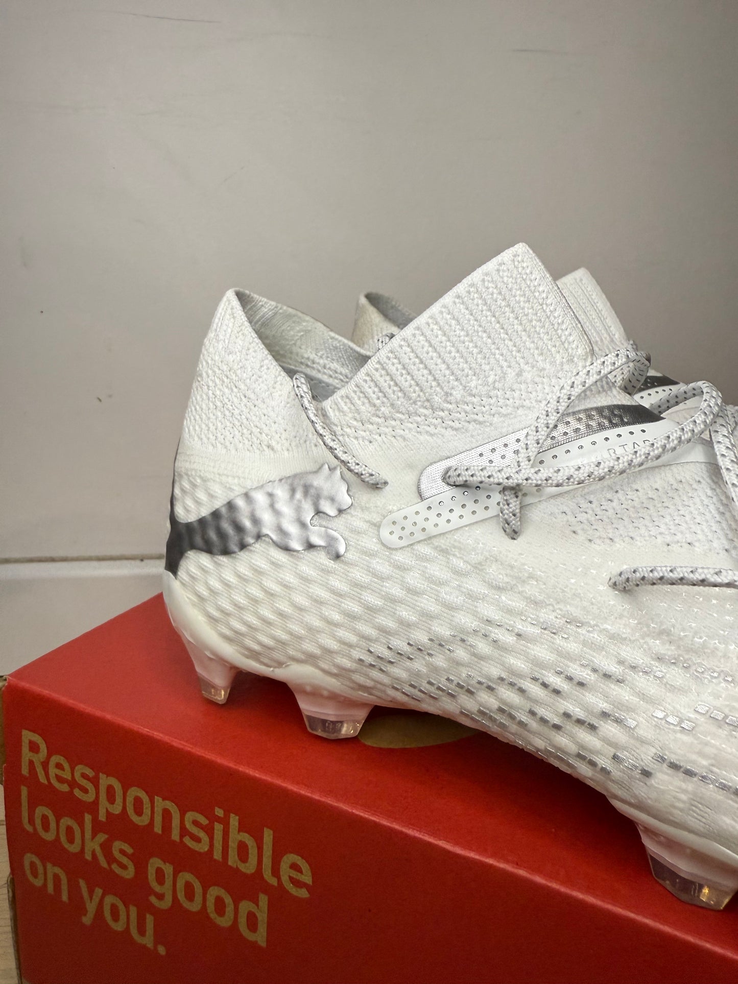 PUMA FUTURE 7 ULTIMATE FG/AG WHITE PACKS