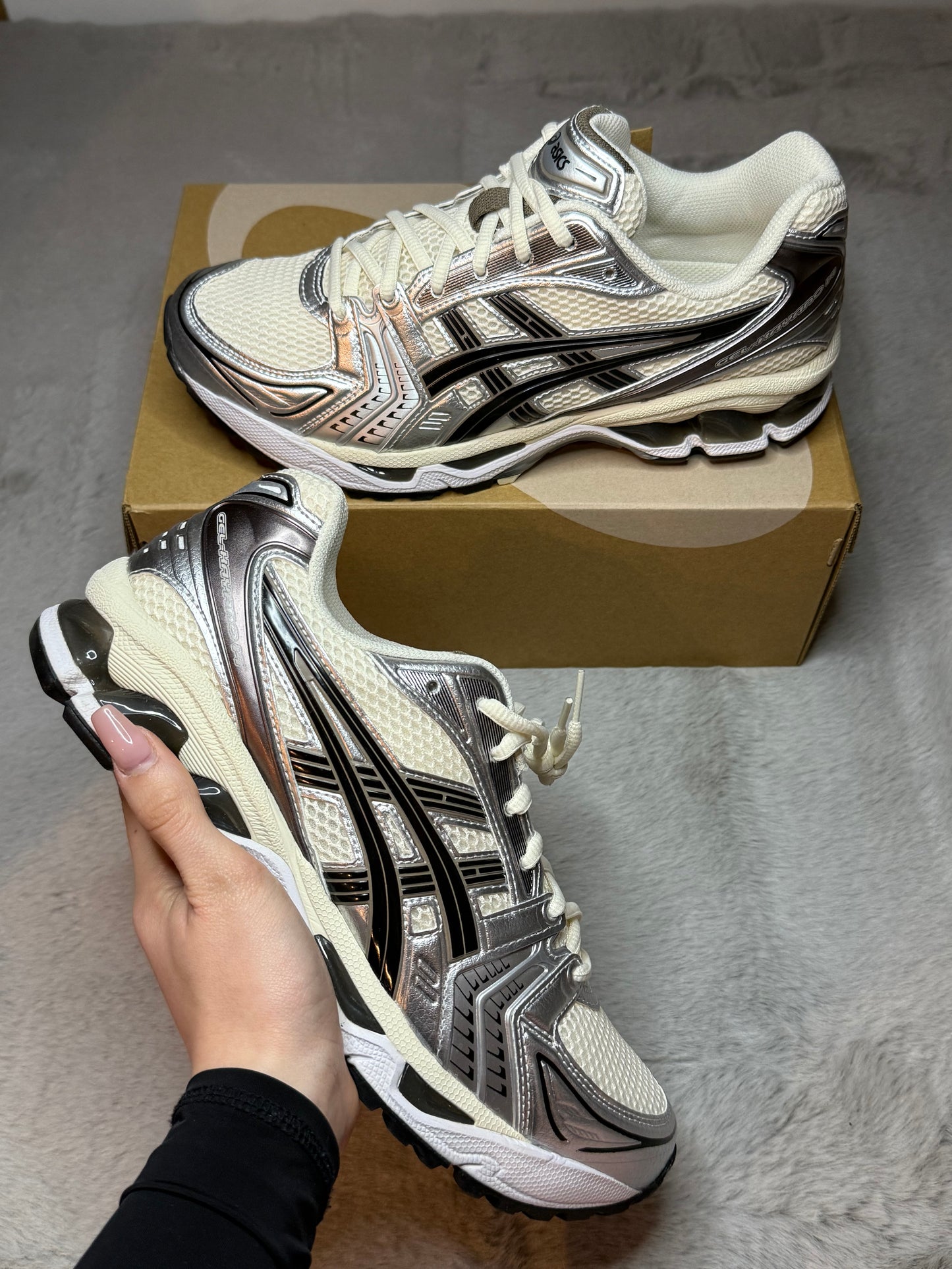 ASICS GEL KAYANO 14